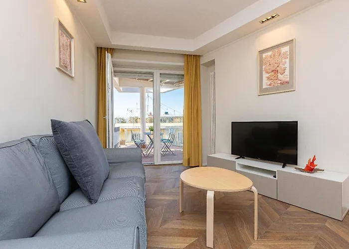 Aurelia Sunset Penthouse By In